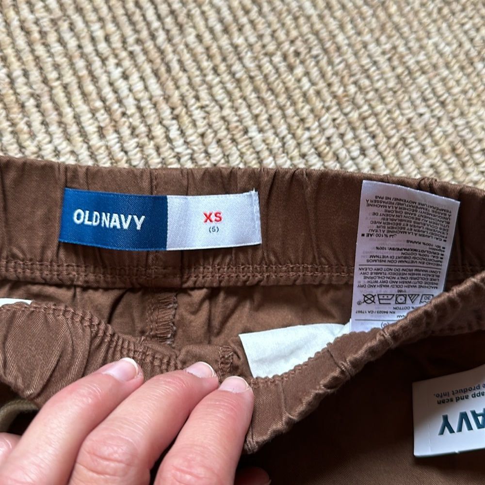 NWT Old Navy brown boys shorts elastic waist size 5 x-small - Picture 2 of 3
